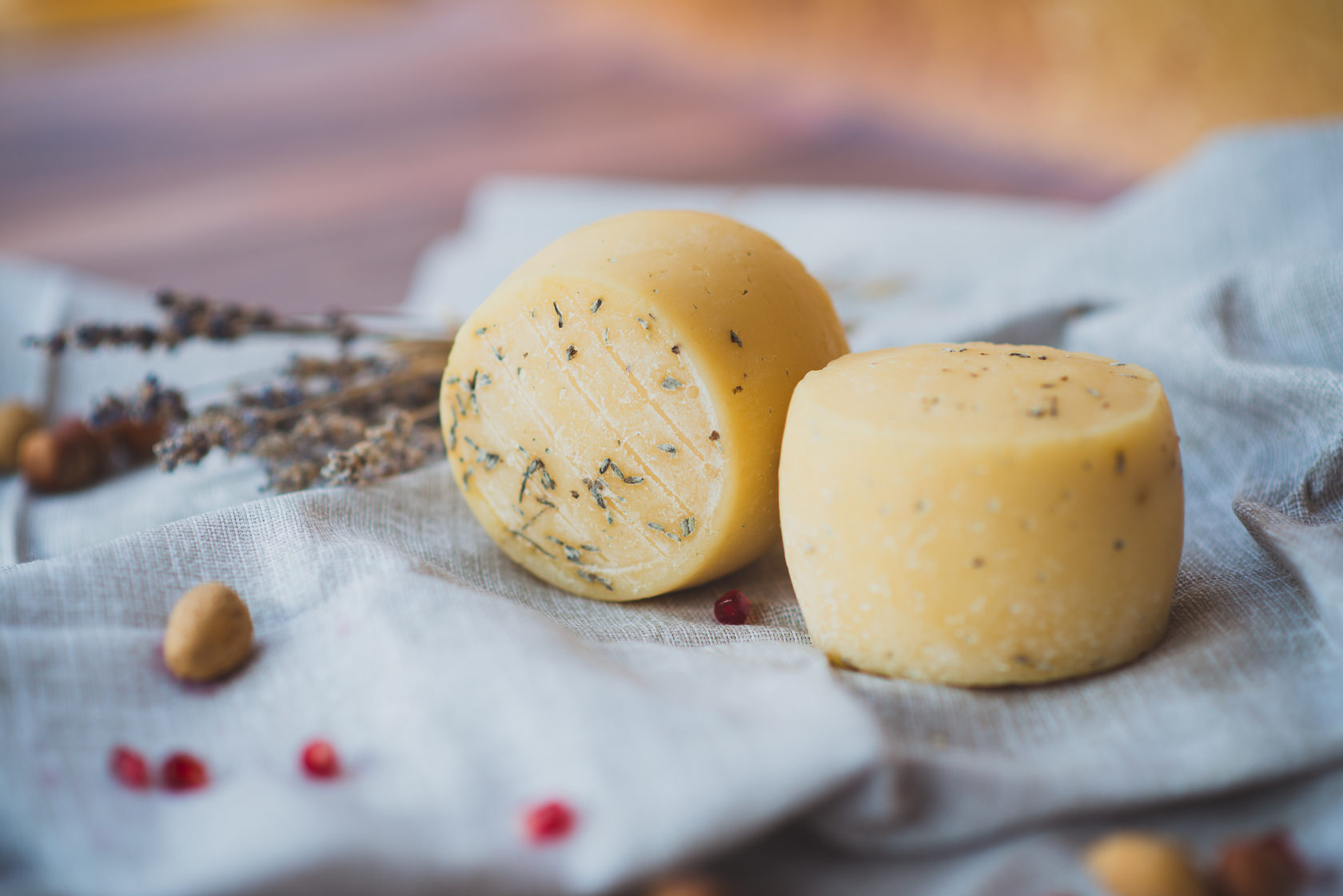 Сыр КАЧОТТА с клюквой